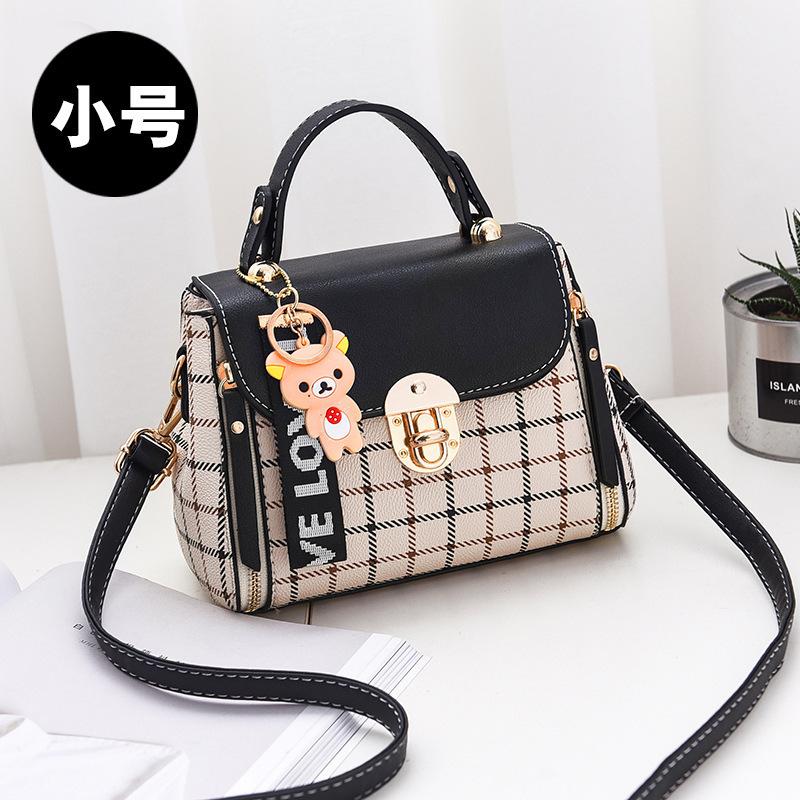 Autumn and winter new trendy fashion simple shoulder small square bag Korean version versatile messenger bag