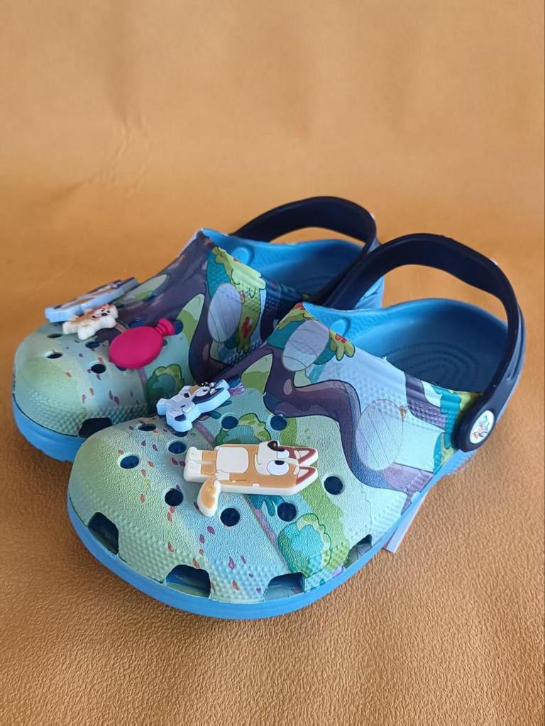 New Style Kids' Non-Slip Cross Joint Crocs Hole Shoes - Zan Menglu Bixing Planet Beach Slippers