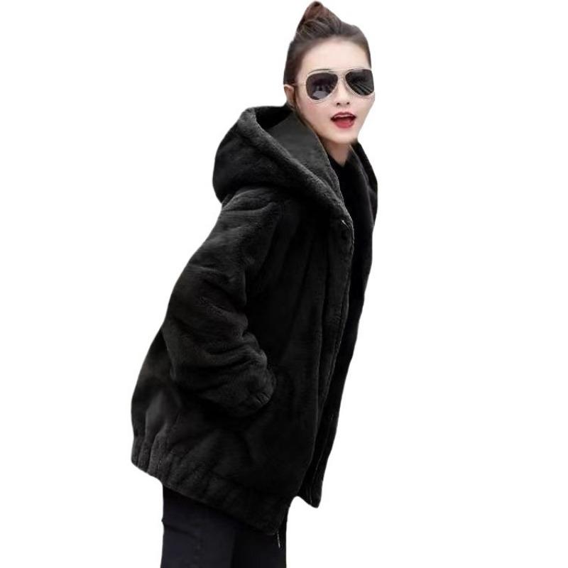 Imitation lamb fluffy coat women's new autumn and winter lamb wool fleece thickened sweater short hooded fur