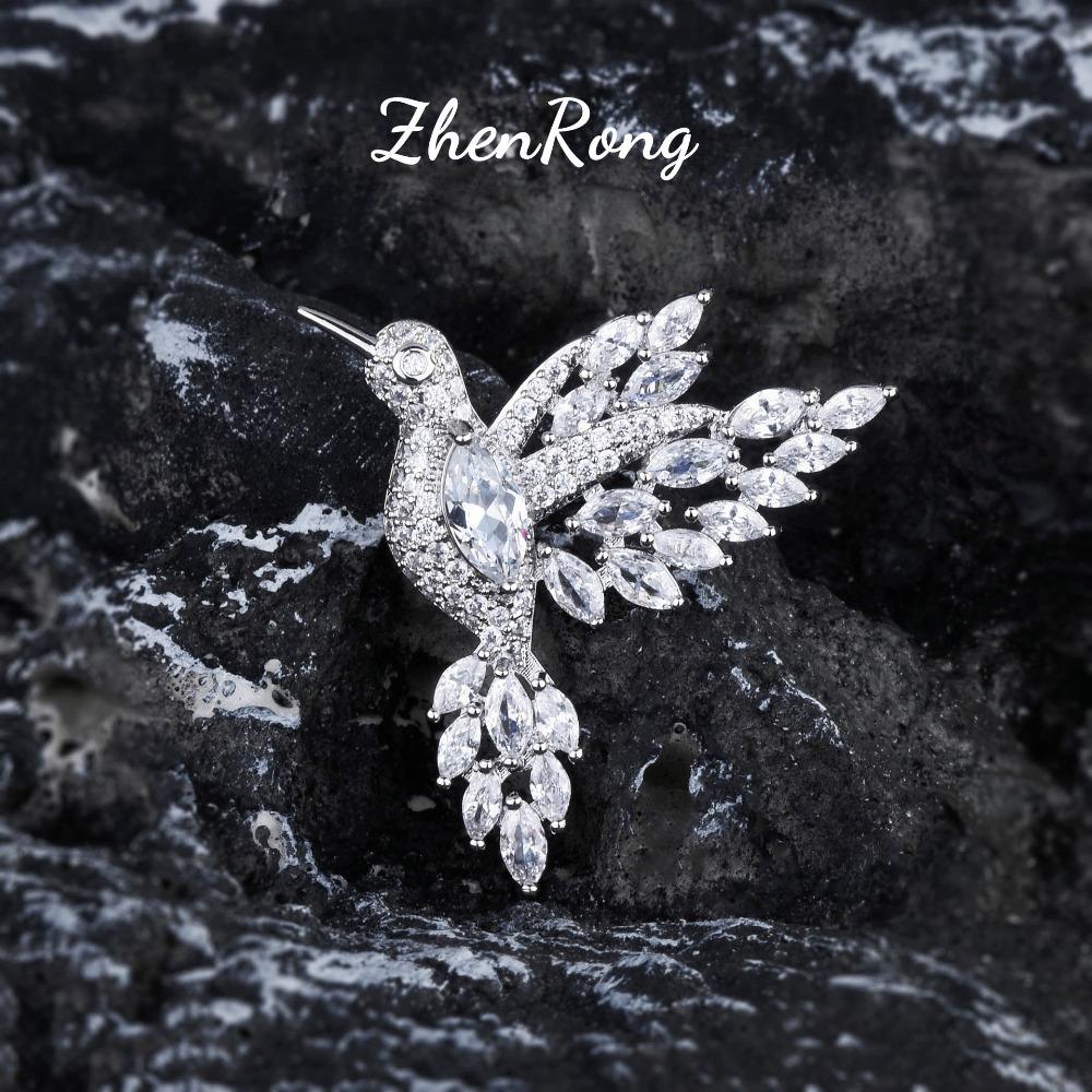 Elegant Diamond Hummingbird Necklace Women Sparkling Bird Pendant Exquisite Handmade Jewelry