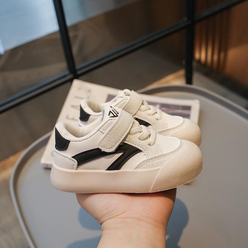 Children's Sports Shoes 2025 Spring and Autumn New Girls Low-top Trendy Board Shoes Casual Soft-soled Boys' Moral Training Shoes