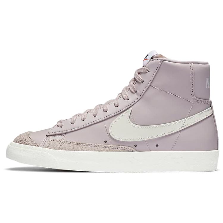 

Женские кроссовки Nike Blazer Mid 77 Mauve фиолетовые платиново-фиолетовые Summit-White CZ1055-002