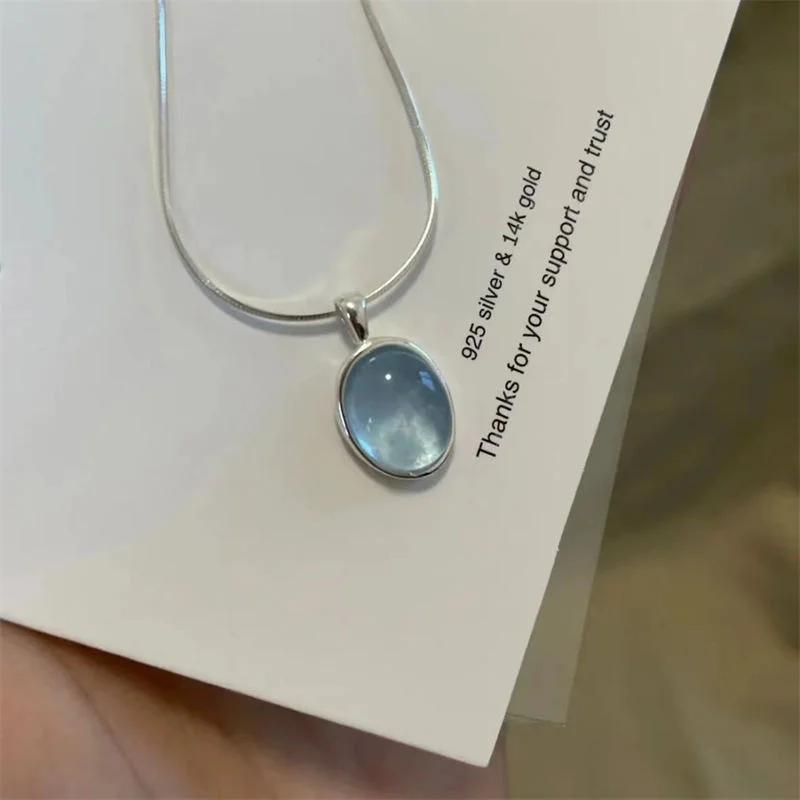 Simple Retro Oval Aquamarine Pendant Necklace For Women Girls Luxury Snake Chain Necklace Temperament Jewelry Gifts