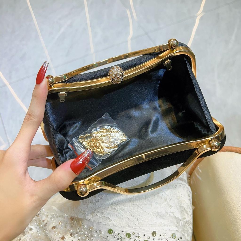 Black Elegant Lady Handbag Velvet Small Square Bag Banquet Party Wedding Evening Bags Trend Fashion Women Top-Handle Bags Clutch