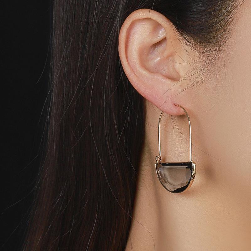 Female Cut Semi-circular Versatile and Personalized Minimalist Earrings