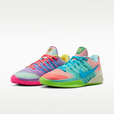 Nike Sabrina 3 'Was die Familie'