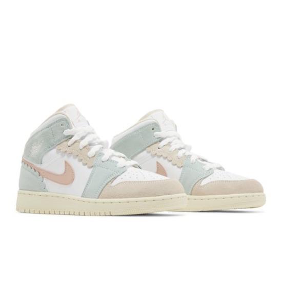 

Air Jordan 1 Mid SE GS Scalloped Edge DZ5361-100 EU 36 білий/рожевий