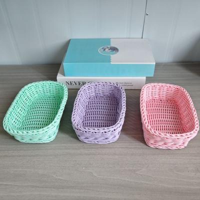 Nieuwe Hand Geweven Imitatie Rotan Mand Plastic Hart Vorm Picknick Serveermand Vlechtwerk Mand Foto Props