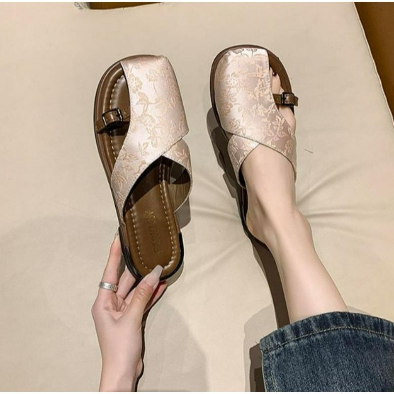 Półkapcie Damskie Letnie Do Noszenia na Zewnątrz Moda Nowe Grube Podeszwy Nowe Chińskie Sandały Ażurowe