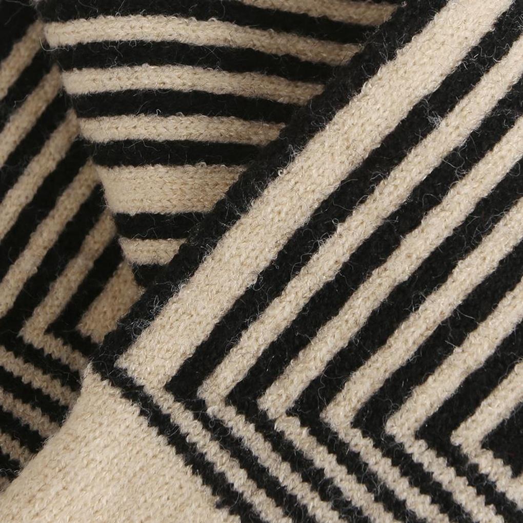 Vestibelly 23F/W Two-tone Square Petite Muffler BHA2013BK