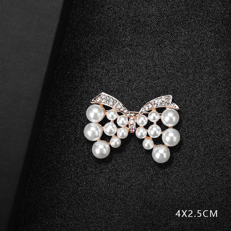 Elegant Peony Brooch: High-End Chinese Style Corsage Pin