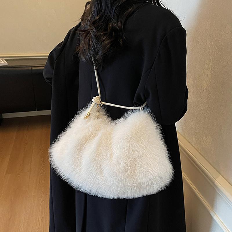 Women's Large Capacity Shoulder Bag Solid Color Plush Imitation Fur Handbag For Autumn And Winter Fashion