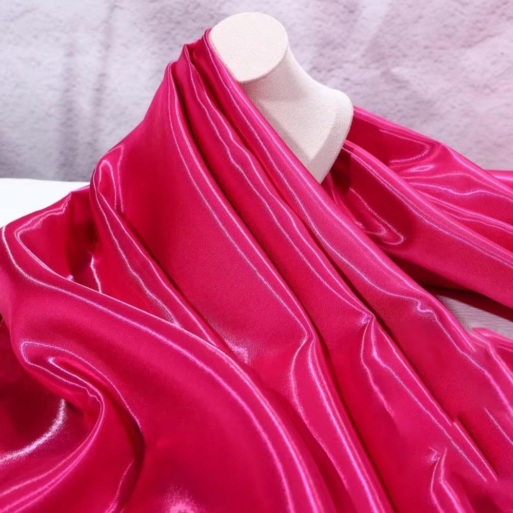 Polyester Liquid Water Satin Fabric Thickened Natural Reflective Clothing Fabric Crystal Silk Satin Wedding Dress Decorative