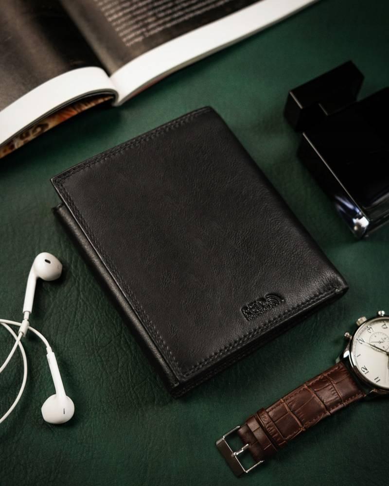 Large men's leather wallet with RFID system - Peterson