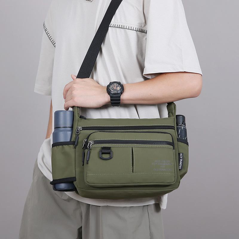 Multi-Zipper Pocket Men Shoulder Crossbody Bag with Bottler Holder Large Space Casual Messenger Bag for Outdoor Daily Use