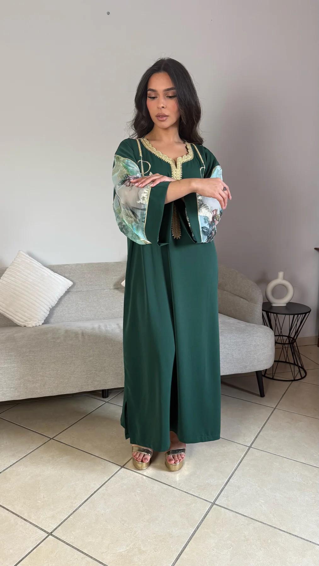 Vestido oriental marroquí verde oscuro con bordados dorados: chilaba tradicional para bodas, ceremonias y eventos especiales. XXL