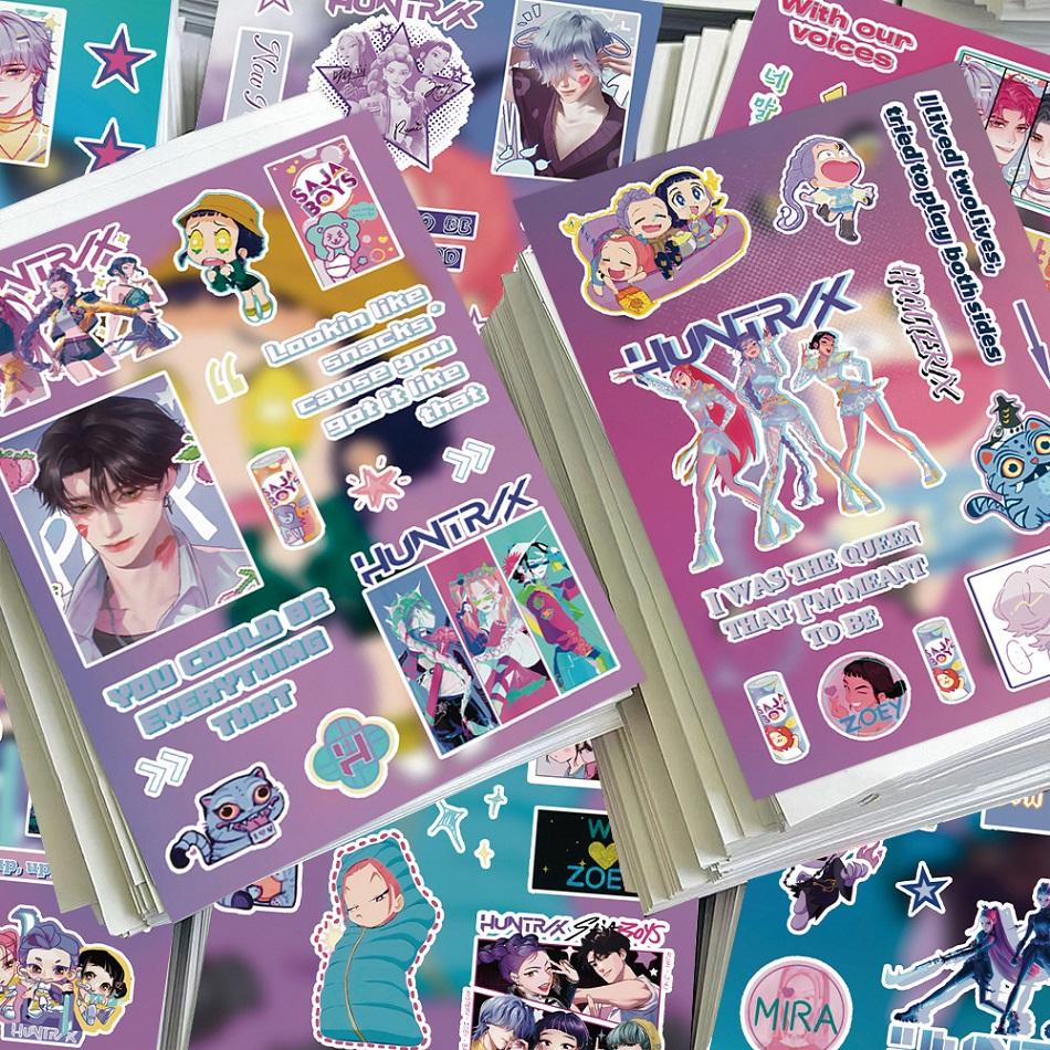 8 Blatt Anime KPop Dämonenjäger Aufkleber Saja Boys DIY Scrapbooking Handy Gepäck Wasserdichte Aufkleber Raum Dekorative Geschenke