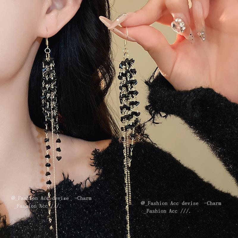 Glass bead long ear hook fashion high-end fringed earrings autumn and winter light luxury design versatile earrings women
