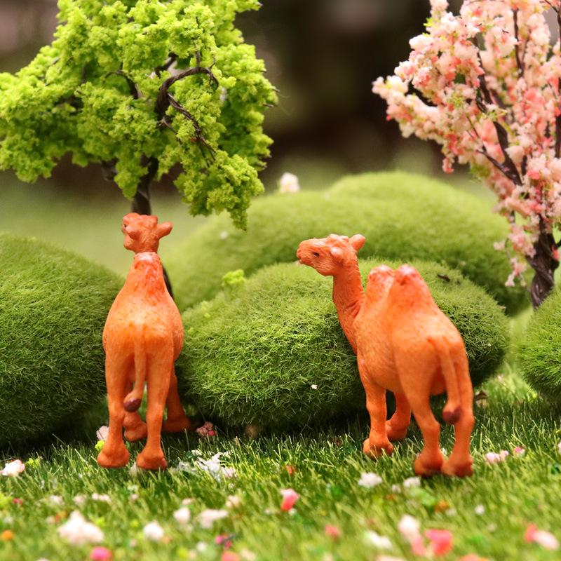 Desert Camel Mini Model Toy - Micro-Landscape Desktop Decoration Ornament