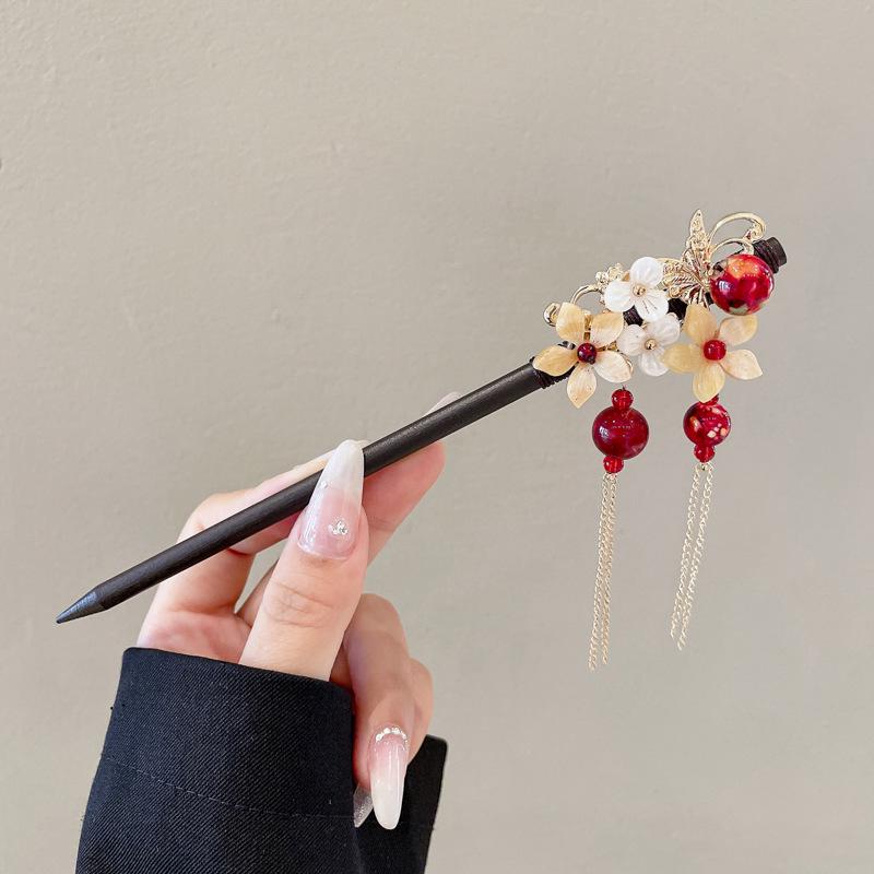 Ancient Chinese-Style Hanfu Hair Accessories: Elegant Updo Hairpins with Tassels for Women