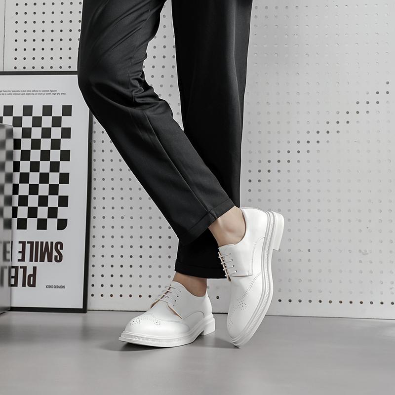 Fashion Male White Wedding Dress Leather Fashion Brogue Shoes Men 2024 New Arrival Non-Slip Business Shoes Luxury Brand Men Dress Shoes