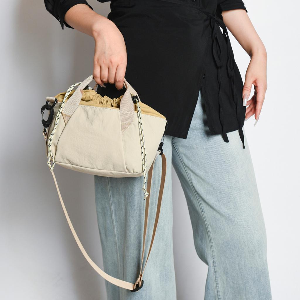 Niche Mini Lightweight Simple Small Drawstring Bag for Lipstick, Tissues, Versatile Phe Bag, Commuter Lightweight Shoulder Crossbody Bag,