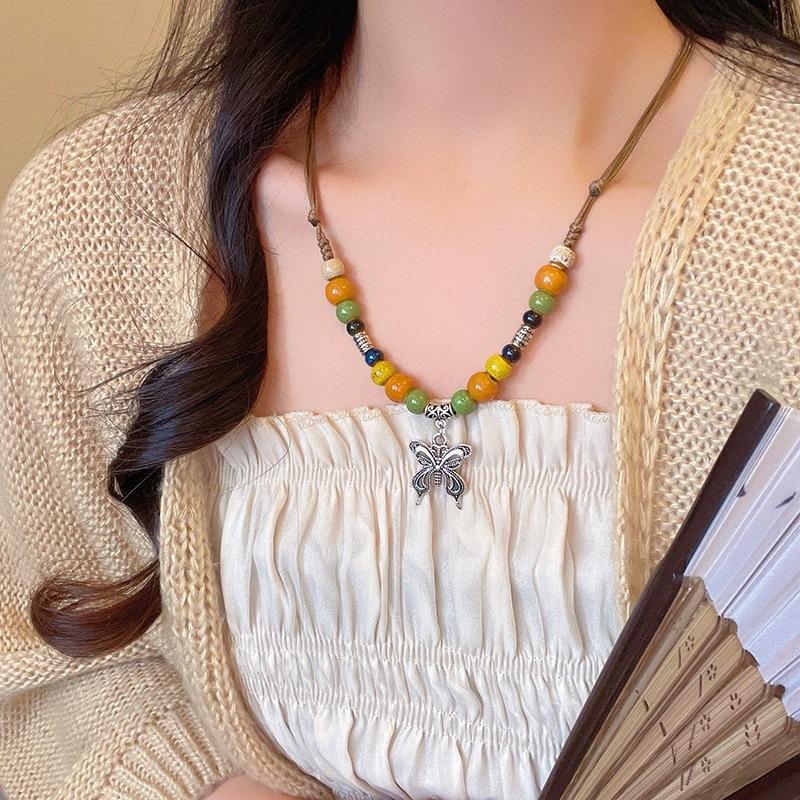 Spice Girl New Chinese Retro Chinese Style Niche Beaded Necklace Ancient Style Zen Ethnic Style Accessories Butterfly Clavicle Chain