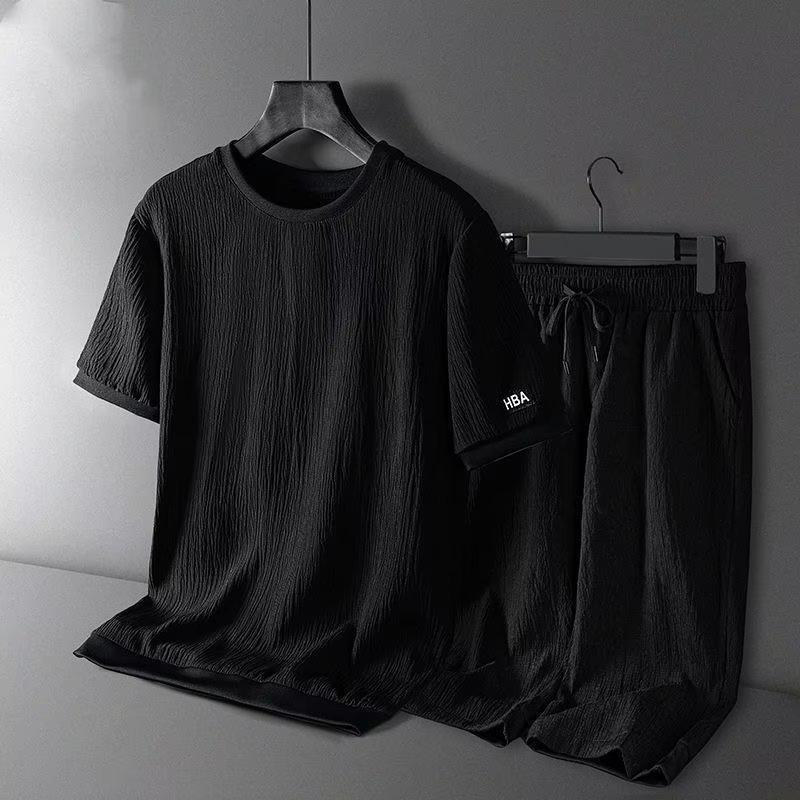 Herren 2023 Sommer Eis Seide Kurzarm T-Shirt: Dünn, Anti-Falten, Trendiger koreanischer Stil, Lässig & Sportlich.