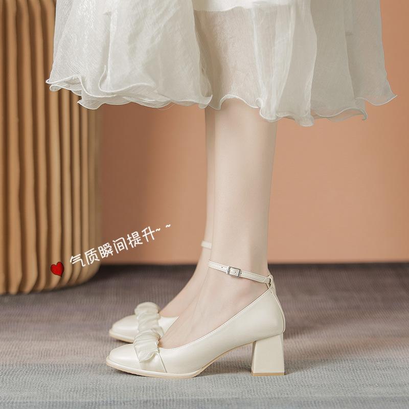Mary Jane Pumps for Women Square Toe Block Heel Pumps With Ankle Straps Women's Casual Comfort Chunky Heels Mary Janes Wedding Party Dressy Shoes