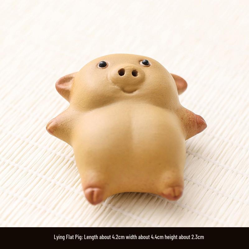 Zisha Zodiac Pig Tea Pet: Handmade Tea Tray Set with Cartoon Cute Fish Design