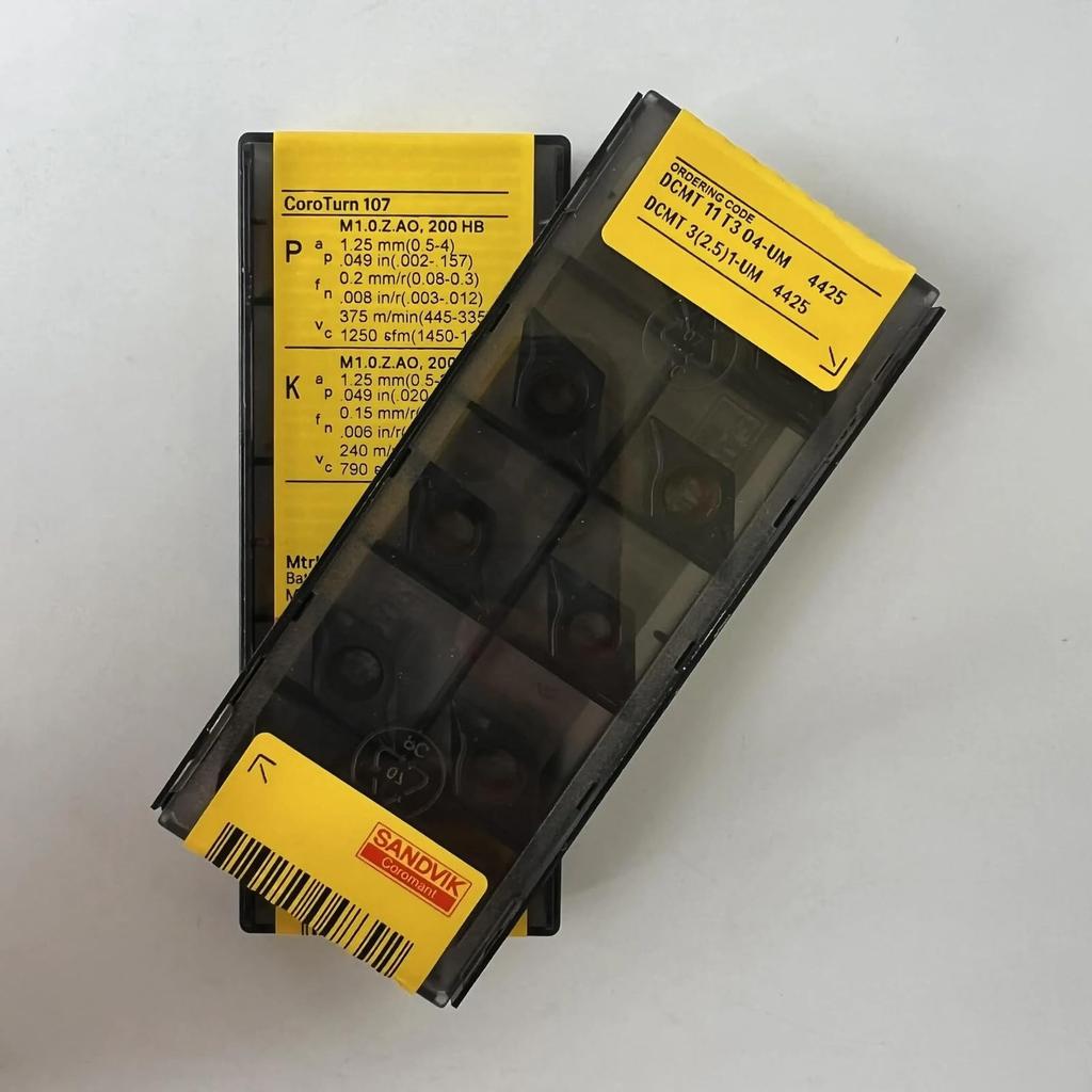 Original Sandvik / DCMT11T304-UM 4425  / CNC lathe carbide blade 10 PCS