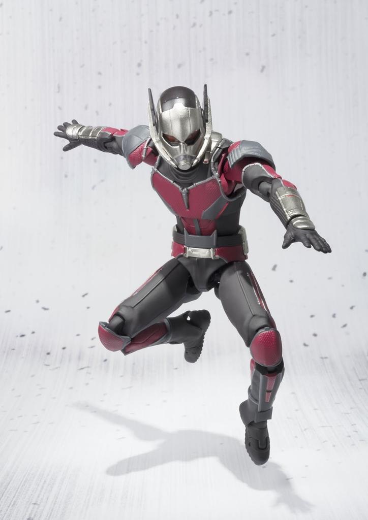 TAMASHII NATIONS Captain America Antman 150mm malovaná pohyblivá figurka S.H.Figuarts (Občanská válka) Cca. ABS a PVC