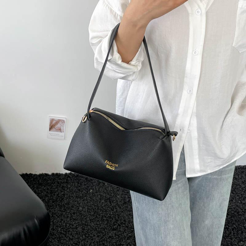 Fashionable Handbag - Casual and Simple Single-shoulder Bag for Work Commuting, Small and Unique Crossbody Bag