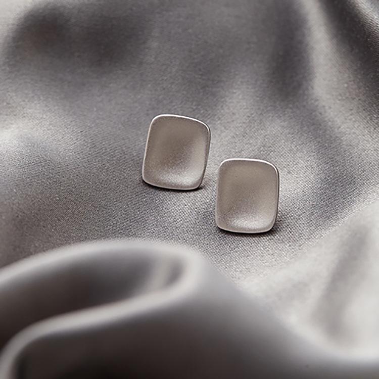 

Матовые серьги-пусеты Coco-Style S925 с золотым покрытием для женщин 925 Silver