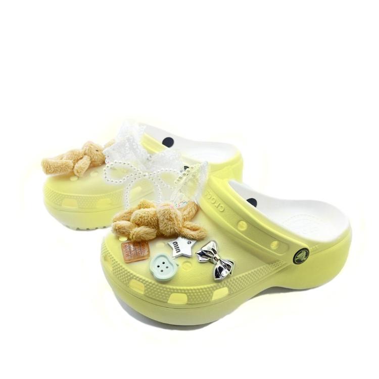 Crocs Classic Platform Clog Sponge Rabbit Series Beach Girl Campus Style EVA Hole Shoes for Men and Women Yellow