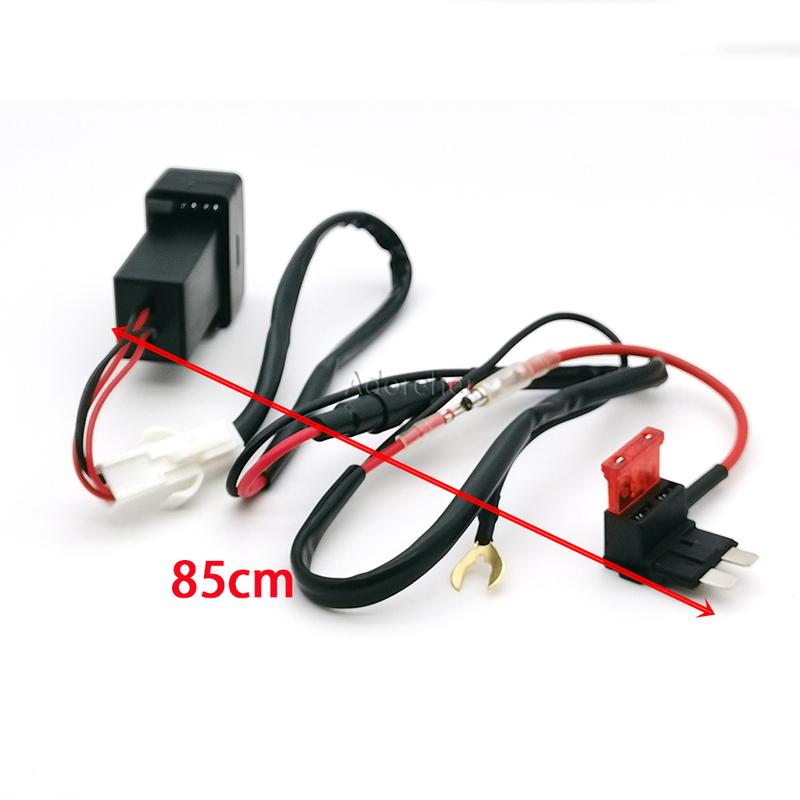 1PC Car Phone Charger USB QC3.0 Charger Dual Interface Socket Plug Used For Isuzu 700P KV100 KV600 Accessories