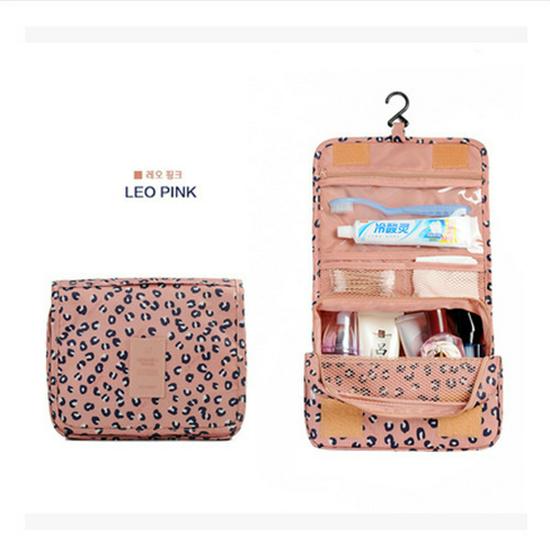 Kiss the Rain Portable Travel Hanging Wash and Makeup Organizer
