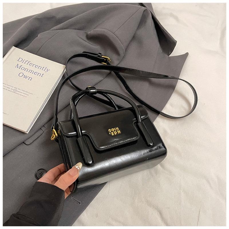 Hand carry simple high-end small square bag spring and summer new fashion shoulder bag trend casual messenger bag