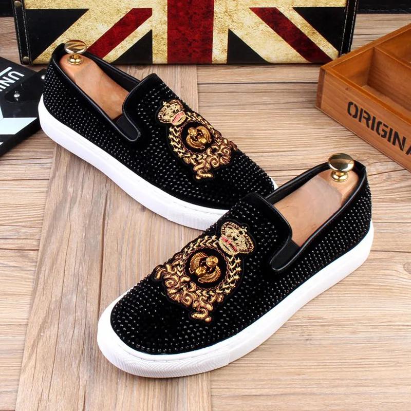 2025 New Men Tide Leather Casual Shoes Fashion Luxury Embroidery Twinkling Rhinestone Flat Shoes Leisure Sneakers Loafers