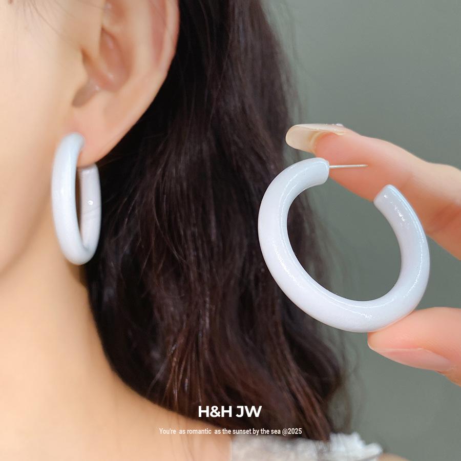 Silver Needle Acrylic Round C-shaped Stud Earrings Dopamine Sweet Small Fresh Versatile Earrings Niche High-end Earrings
