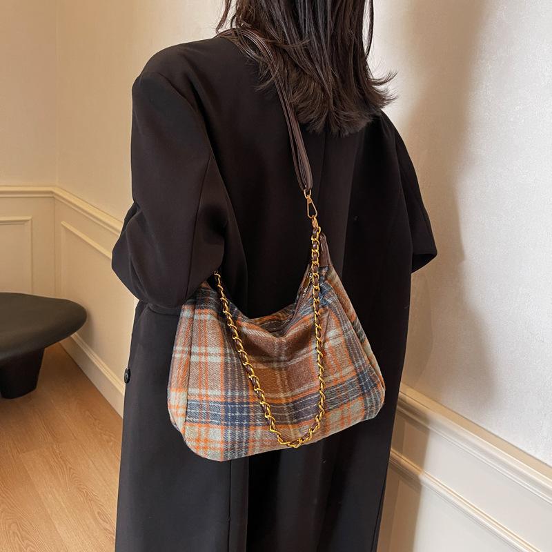 Backpack Rhombus Premium Versatile Shoulder Messenger Bag 2025 New Women's Commuter Bag