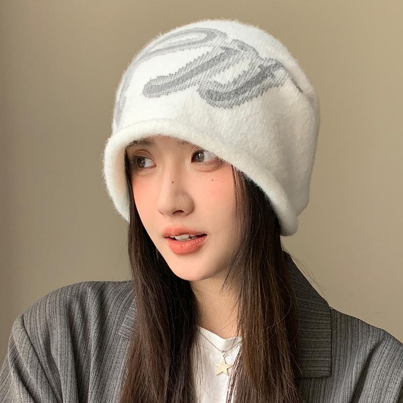 

Outdoor versatile hat women s autumn and winter warm knitted hat lazy style retro headgear show face small cold hat One Size