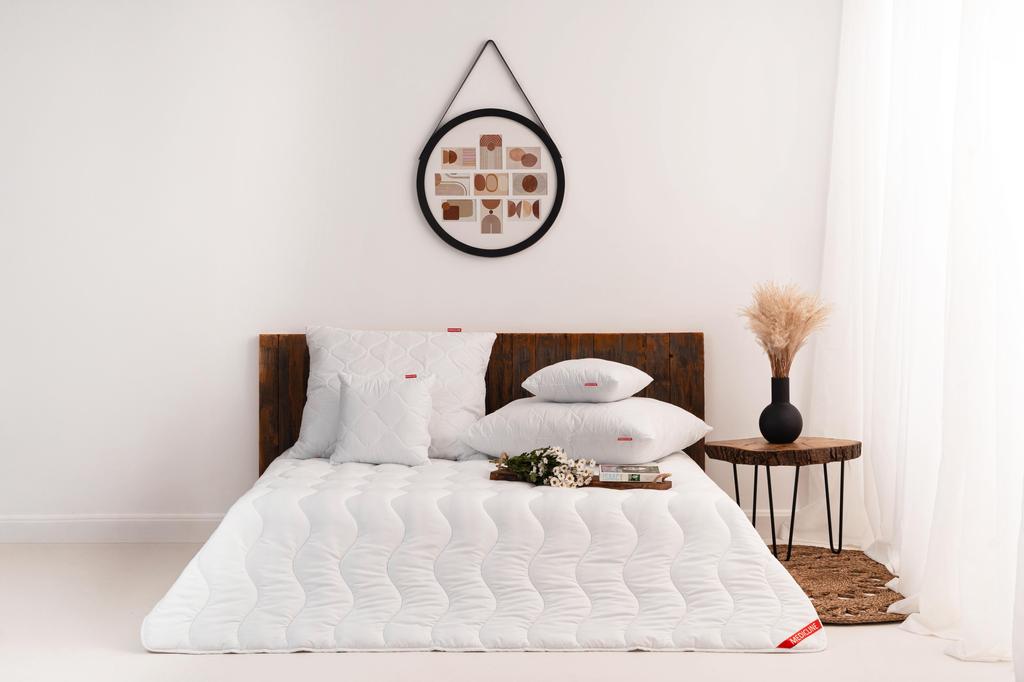 2 Poduszki  + kołdra zestaw całoroczna biała mikrofibra