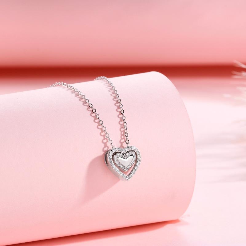Heart-to-heart Love Necklace Female Niche Romantic Exquisite Versatile Ins Style Design Pendant Female