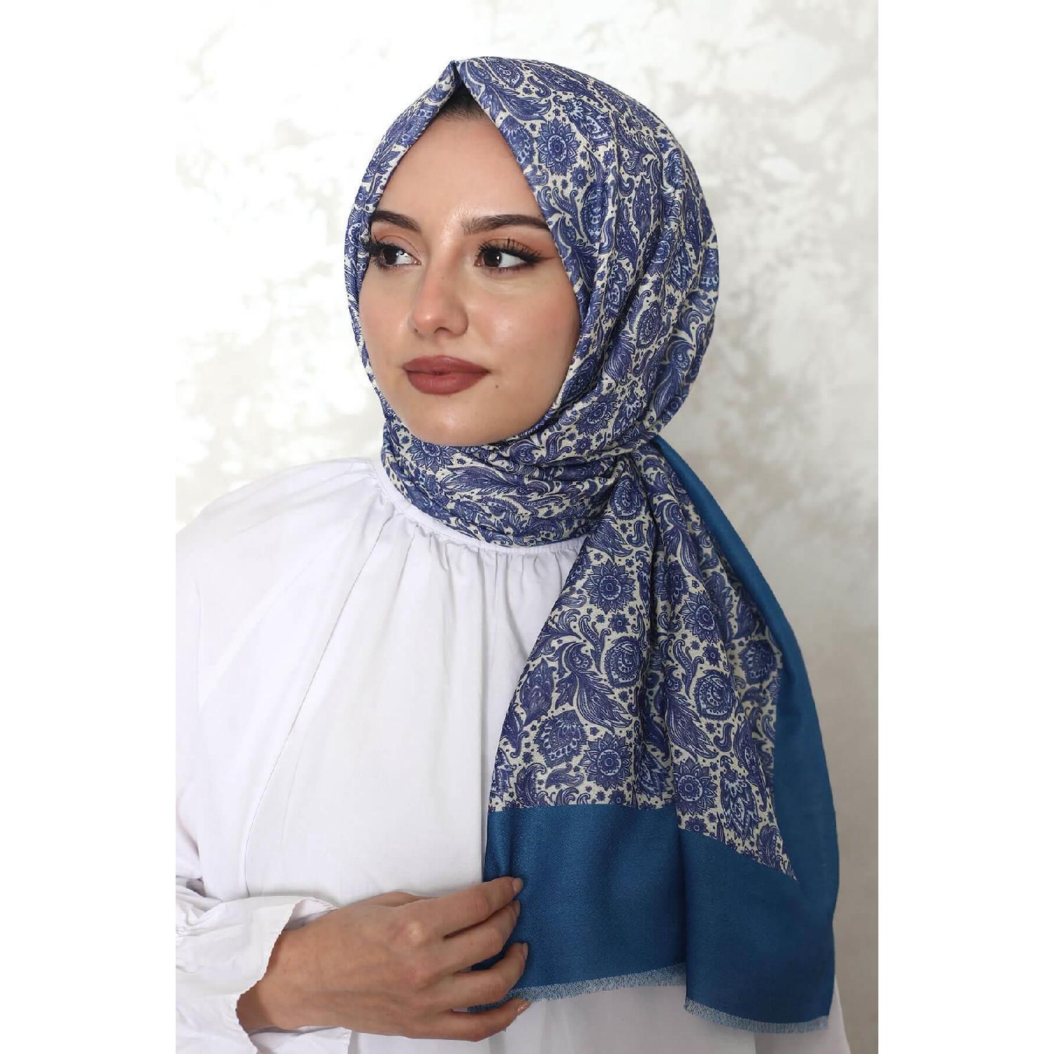 

Бирюзовый хлопковый платок с цветочным узором