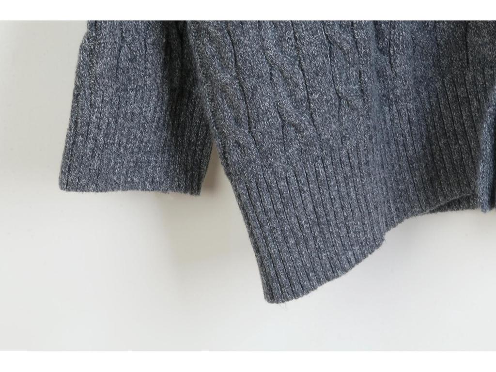 Trendy Brand Saturn Embroidered V-Neck Knit Cardigan