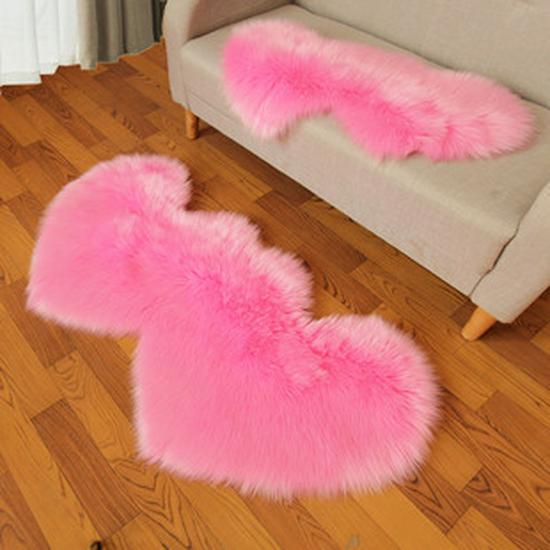 Australian Faux Wool Sofa Cushion - European Style Sheepskin-Shaped Plush Carpet for Living Room, Bedroom, and Bay Window.