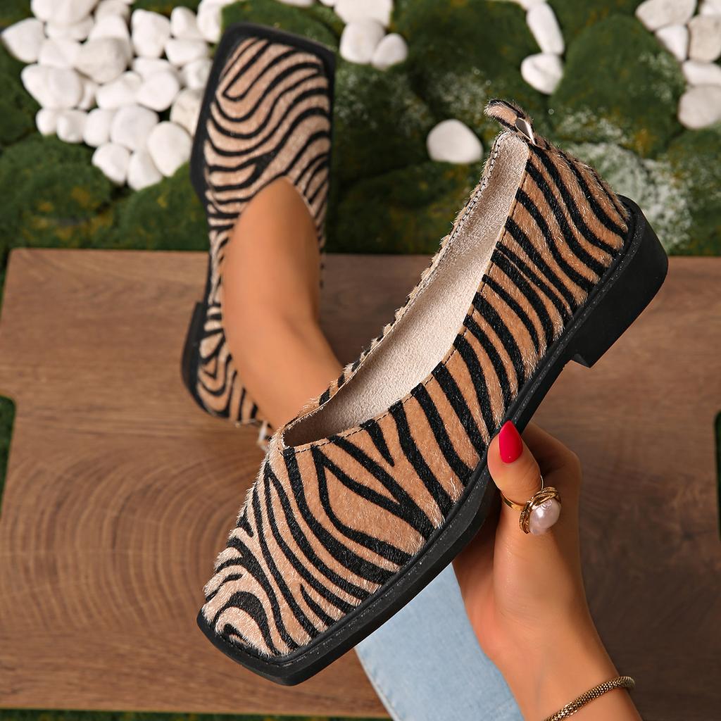 Flat spring square head shallow mouth single shoes women's shoes 2025 new spring and autumn retro French small leather shoes four seasons boat shoes