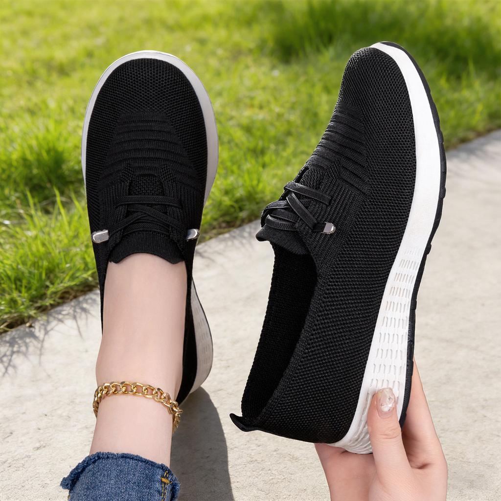 Women Shoes Spring Cloth Shoes Versatile Soft Bottom Breathable Mom Shoes Non Slip Slip On Casual Shoes Casual daily Comfortable Lightweight Sneakers