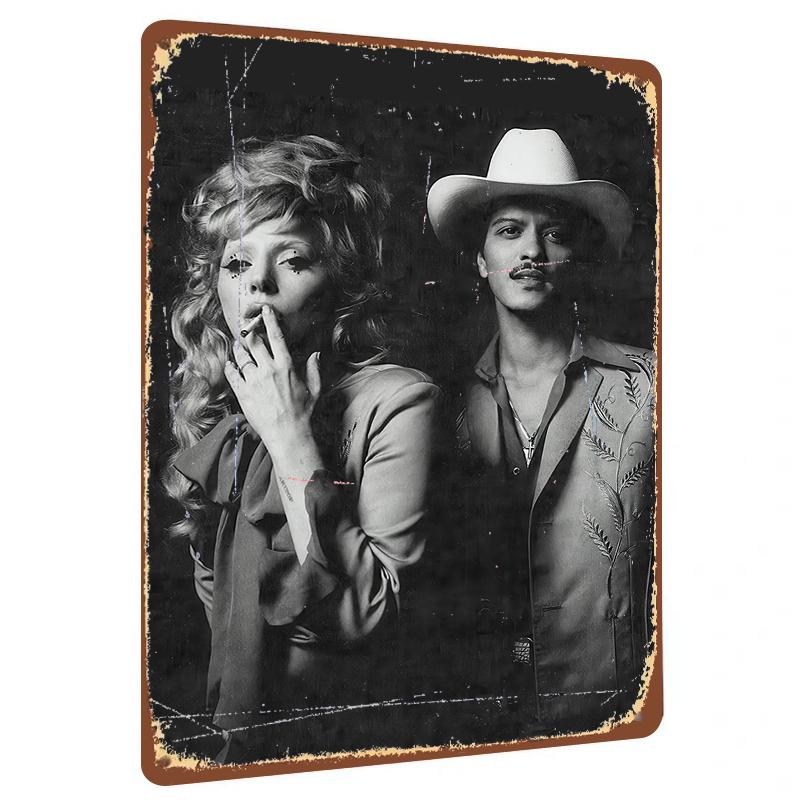 

Vintage Black and White Portrait Metal Wall Art Decor for Living Room Bar Home Decoration 20x30cm（7.8x11.8inch）